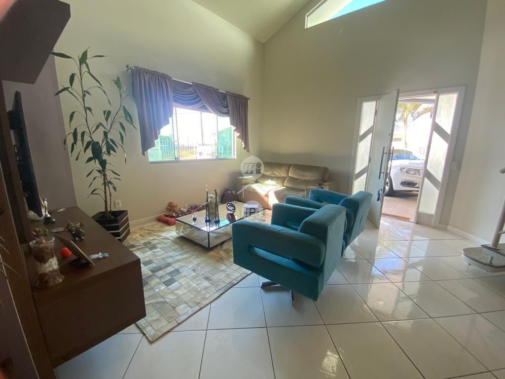 Casa em Pagani, Palhoça. 3 quartos, 190m². Imagem 2 de 20